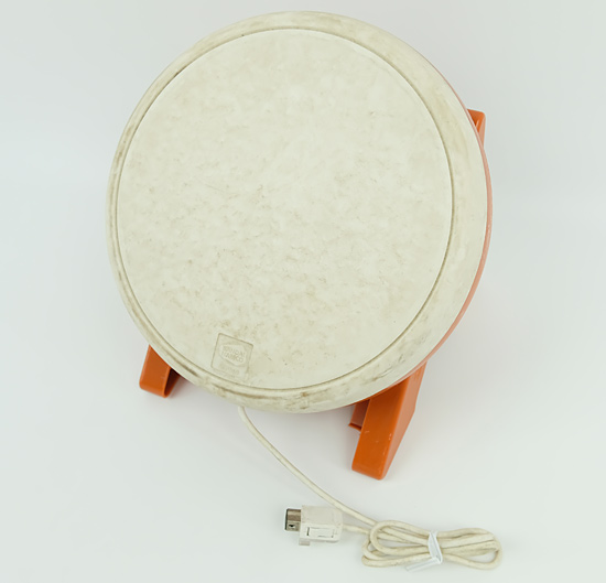 【中古】バンダイナムコ　Wii専用コントローラー 太鼓　太鼓本体のみ　いたみ
