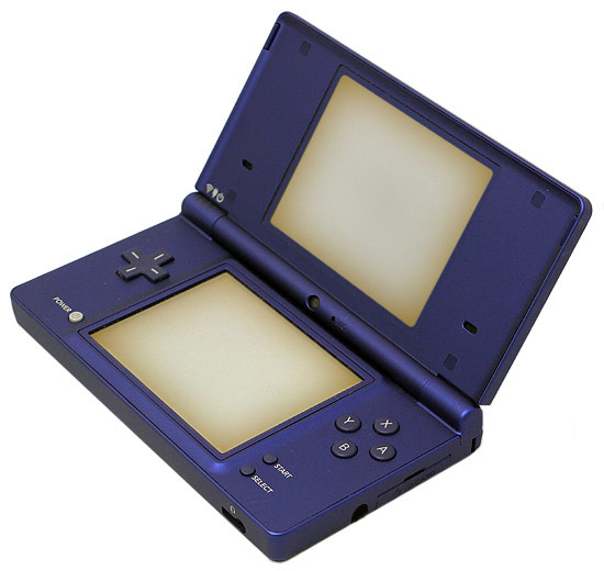 【中古】任天堂　ニンテンドーDSi ブルー　TWL-S-ZBA　本体のみ　液晶画面いたみ