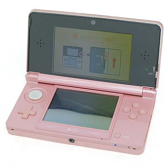 【中古】任天堂　ニンテンドー3DS ミスティピンク　CTR-S-PAAA　本体のみ・スライドパッドゴムなし・液晶画面いたみ