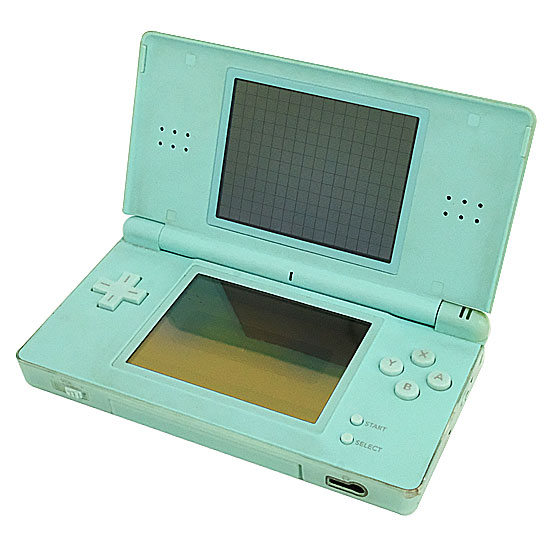 【中古】任天堂　ニンテンドーDS Lite ブルー　USG-S-CBA　ACアダプタなし　本体・液晶画面いたみ