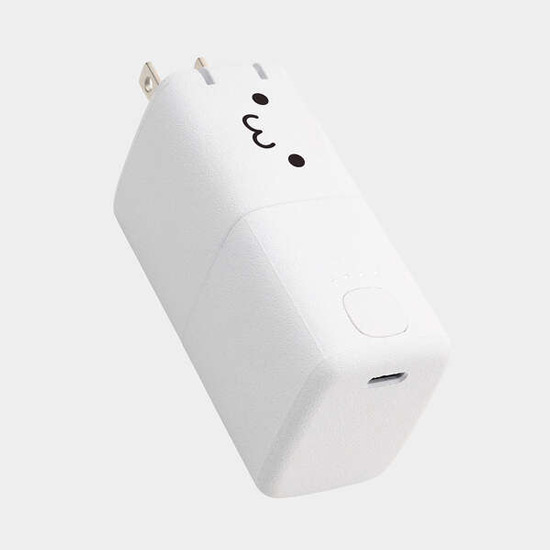 【新品】【新品(開封のみ)】 ELECOM　AC充電器一体モバイルバッテリー DE-AC09-5000WF　しろちゃん(ホワイト×ブラック)