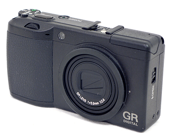 【中古】RICOH製　GR DIGITAL II　ブラック　1001万画素　本体のみ