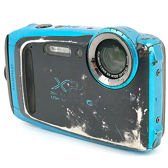 【中古】FUJIFILM　デジタルカメラ FinePix XP130　スカイブルー/1640万画素　本体いたみ