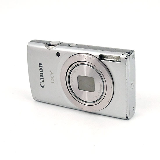 【中古】Canon製　コンパクトデジタルカメラ IXY200(SL)　シルバー　2000万画素　本体・液晶画面いたみ