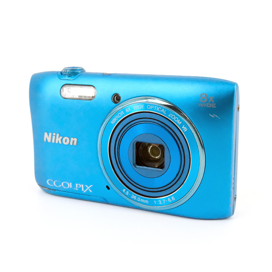 【中古】Nikon製　デジカメ COOLPIX S3600　ブルー/2005万画素　訳あり