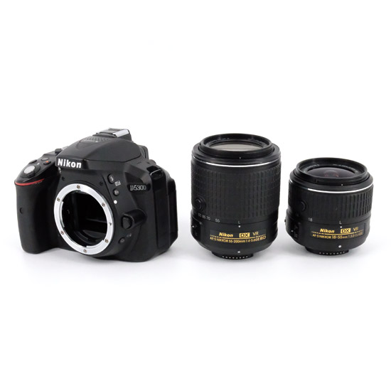 【中古】Nikon　D5300 ダブルズームキット2 D5300WZBK2　訳あり