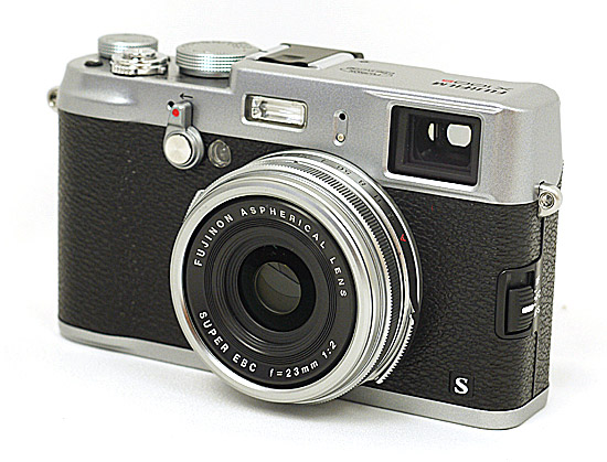 【中古】FUJIFILM デジカメ　FinePix X100S　1630万画素　本体のみ　本体いたみ