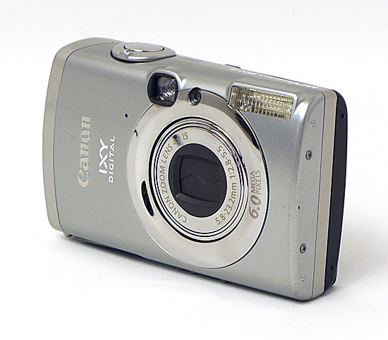 【中古】Canon製　IXY DIGITAL 800IS　600万画素　液晶画面いたみ 元箱あり