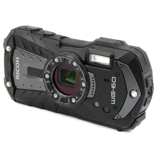 【中古】RICOH製　防水デジタルカメラ　WG-60　ブラック/1600万画素　本体・液晶画面いたみ