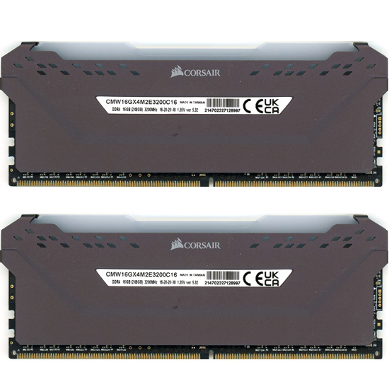【中古】Corsair　デスクトップ用 CMW16GX4M2E3200C16　DDR4 PC4-25600 8GB 2枚組