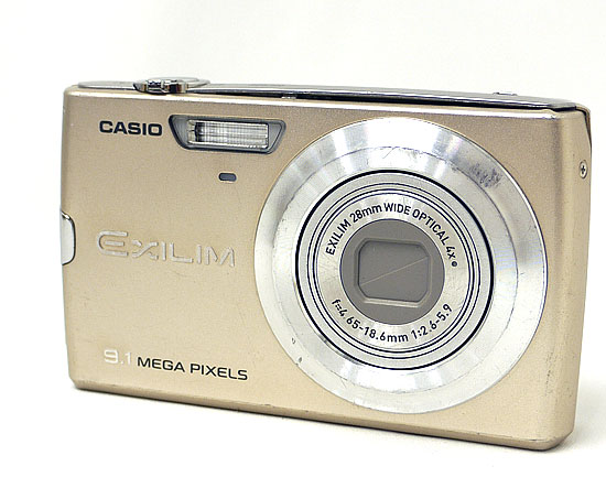 【中古】CASIO　EXILIM ZOOM EX-Z250　ゴールド　910万画素　本体のみ　液晶画面いたみ