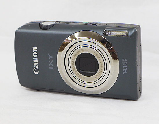 【中古】Canon製　デジタルカメラ IXY 10S　ブラック　1410画素