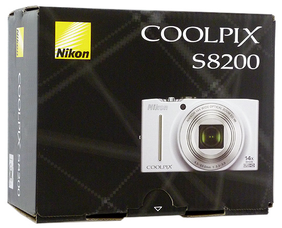【中古】Nikon製　デジカメ COOLPIX S8200　ホワイト/1610万画素 元箱あり