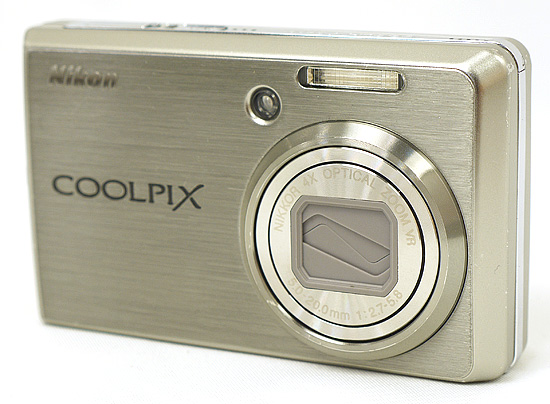 【中古】Nikon　デジカメ COOLPIX S600　チタンシルバー　1000万画素