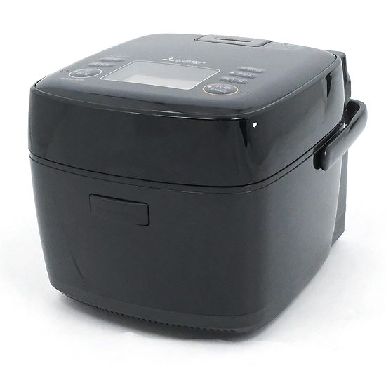 【新品】【新品(開封のみ)】 三菱電機　IHジャー炊飯器 備長炭 炭炊釜 3.5合炊き　NJ-SE06F-B　黒曜
