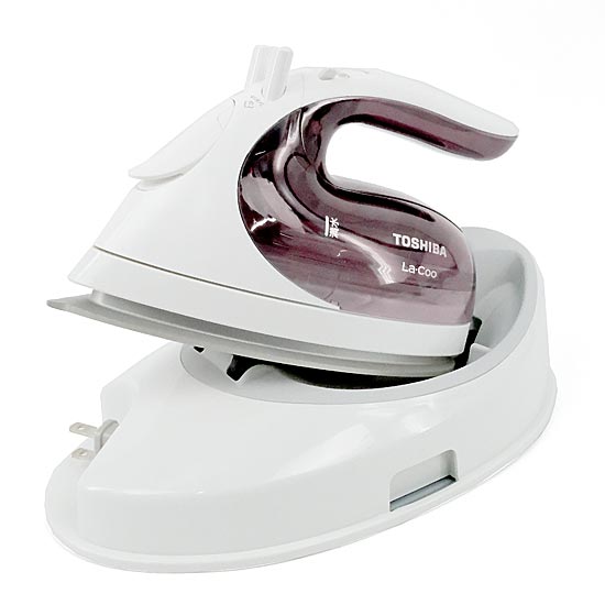【新品】TOSHIBA　コードレスアイロン コンパクト 美(ミ)ラクルLa・Coo　TA-FV470(R)　マルーンレッド