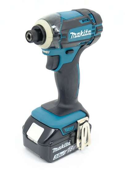 【新品】【新品訳あり】 マキタ　充電式インパクトドライバー TD149DRFX　バッテリー1個なし