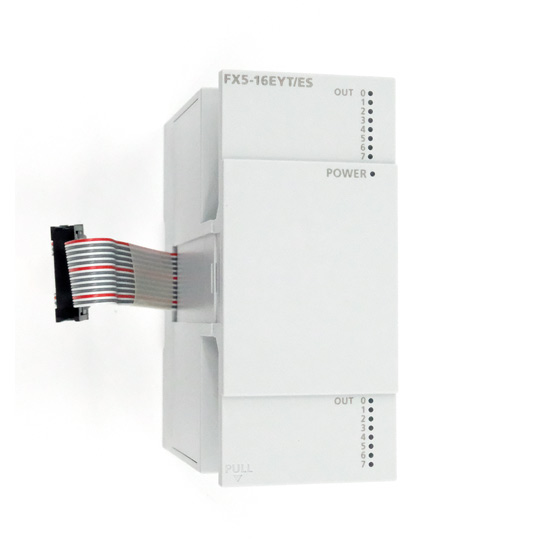 【新品】三菱電機　シーケンサ　FX5-16EYT/ES