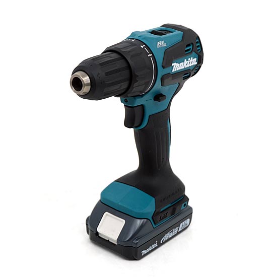 【新品】マキタ　充電式震動ドライバドリル 18V　HP490DB