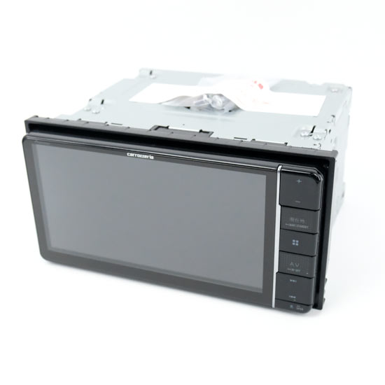 【新品】【新品(開封のみ・箱きず・やぶれ)】 PIONEER　7型ワイド メモリーナビゲーション 楽ナビ　AVIC-RW910
