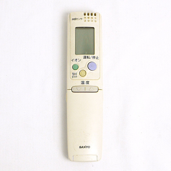【中古】SANYO製　エアコンリモコン　RCS-SN3