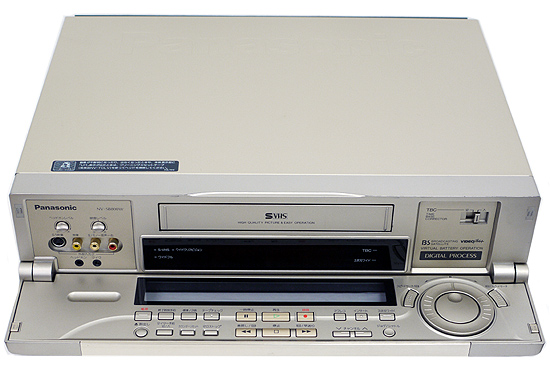 【中古】Panasonic　S-VHS ビデオデッキ NV-SB800W