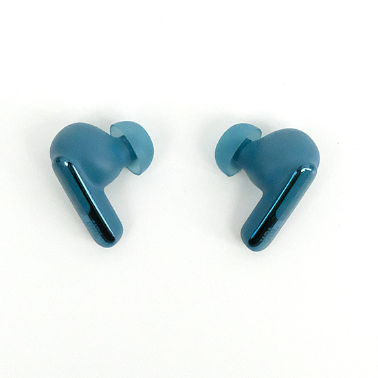 【中古】JBL　完全ワイヤレスイヤホン LIVE BEAM 3　JBLLIVEBEAM3BLU　ブルー