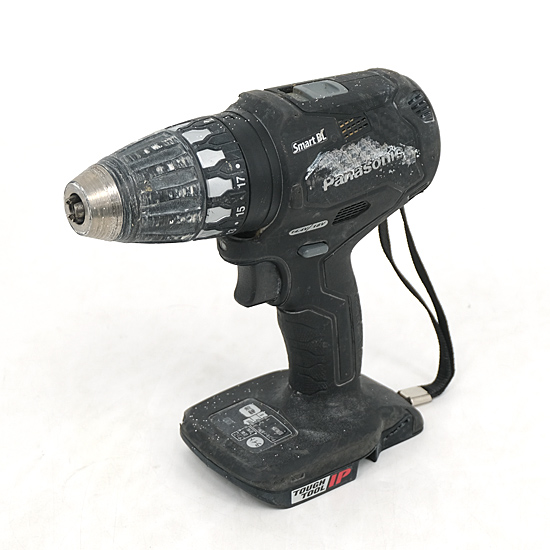【中古】Panasonic　充電ドリルドライバー 本体のみ　EZ74A3X-B　黒　本体汚れ