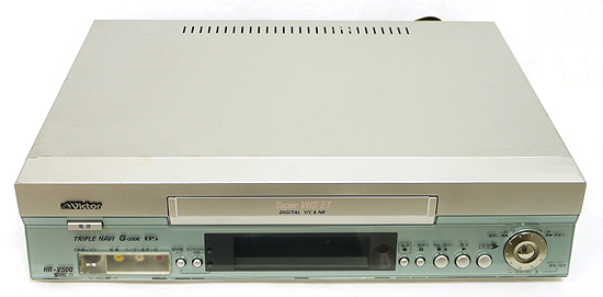 【中古】Victor　S-VHS ビデオデッキ　HR-V500　リモコン付き 元箱あり