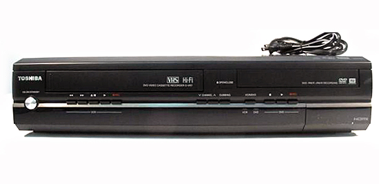 【中古】TOSHIBA製　VTR一体型DVDレコーダー　D-VR7　未使用